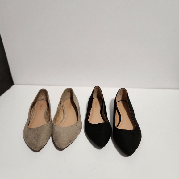Old Navy Flats- 2 Pairs - Picture 3 of 4